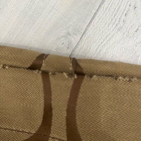 Beautiful Coach Hobo Purse - Picture 12 of 16